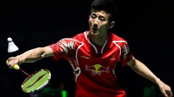 谌龙在技术风格上与林丹,李宗伟等前一辈顶尖选手的区别是什么?