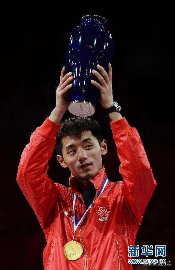 张继科最近忙什么去了？还打乒乓球吗？