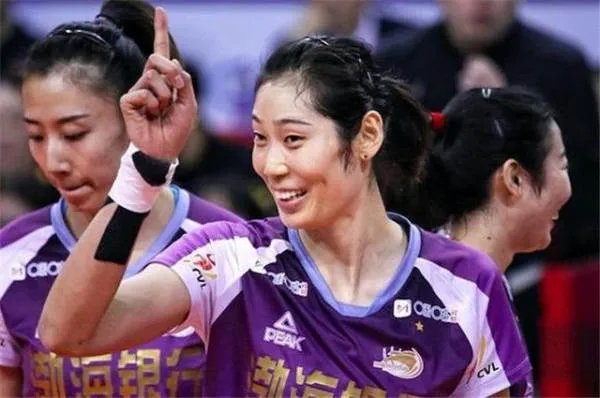 现役国家队女排队员最高的是