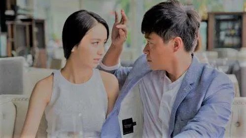 陈思成示爱佟丽娅做了什么？