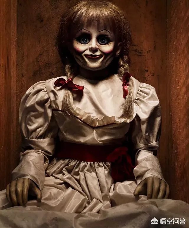 《海王》里有哪些很难发现的彩蛋?