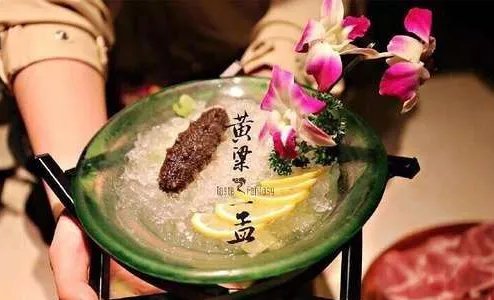 黄磊孟非合开的火锅店开张了，网友大呼价高离谱，你在就餐的时候会因为明星效应而选择他们开的餐馆吗？