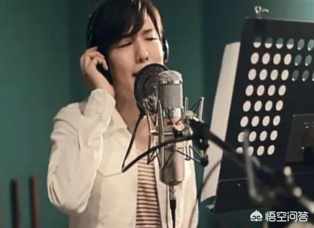 有哪些为角色配音反差很大的声优？