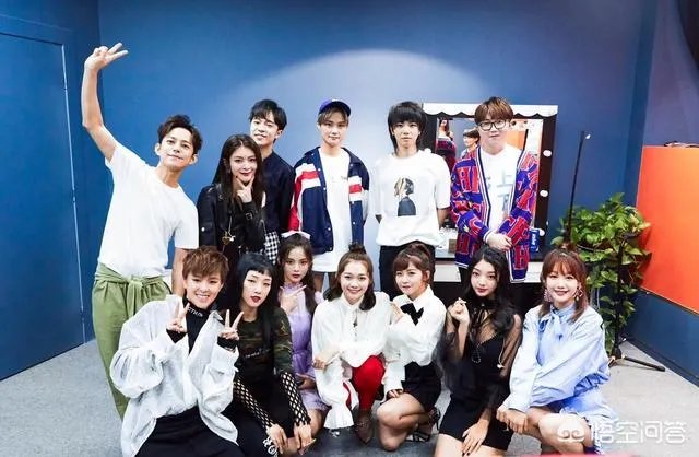 如何评价火箭少女101的《撞》？