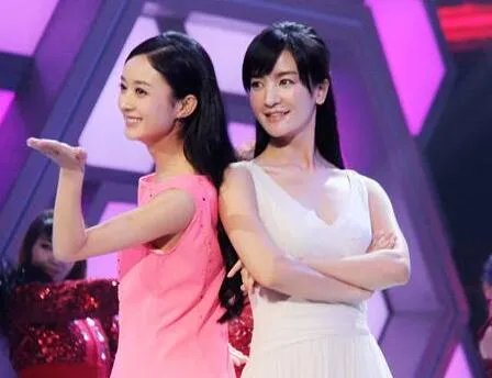 快乐大本营赵丽颖李晟合体 快本争夺女神称号