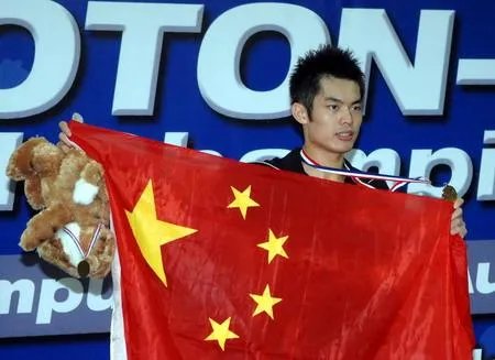 谌龙在技术风格上与林丹,李宗伟等前一辈顶尖选手的区别是什么?