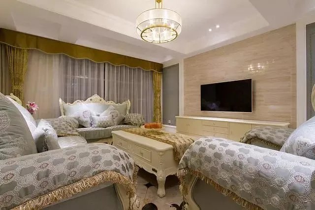 145㎡欧式三居室，清新的色彩搭配，透露一股自然的田园气息！