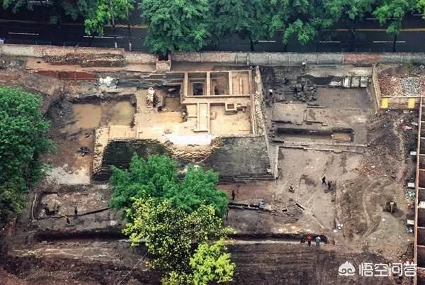 重庆10年左右发掘的老鼓楼衙署遗址和15年发掘的朝天门城墙、古迹、文物等现在是什么状态了？