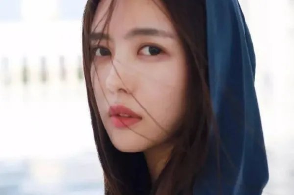 蔡文静说我的茶杯犬有点大,她的茶杯犬到底有多大?