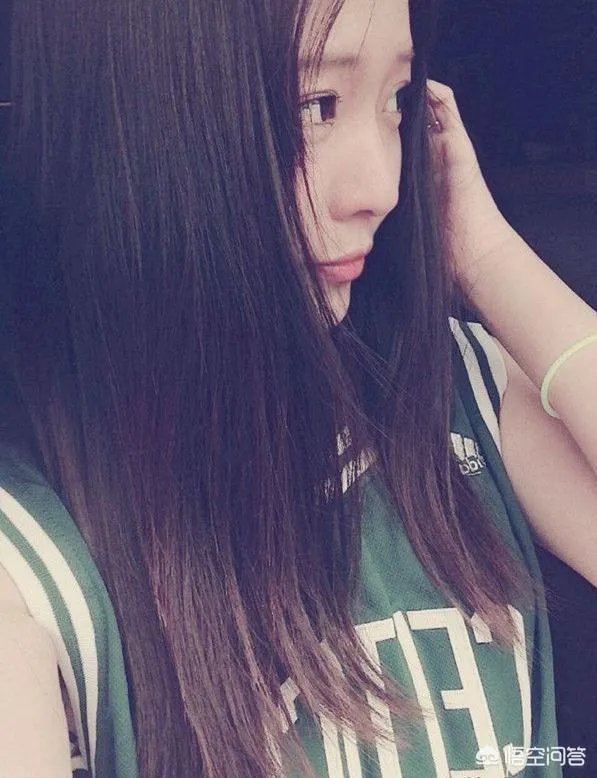 哈登今天拿了六十分＋三双，破了NBA历史三双记录，大家说今后有没有人突破一百分啊？