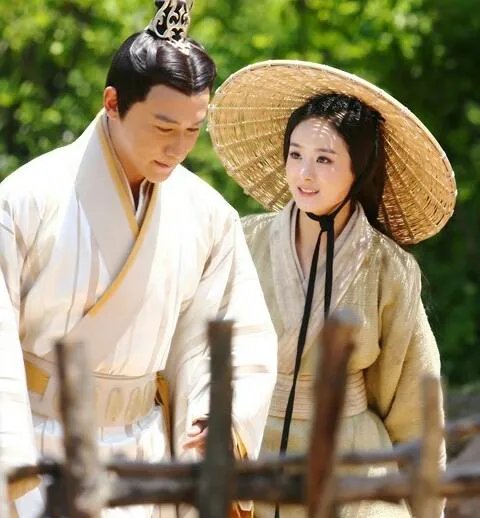 云中歌赵丽颖的角色是什么 客串为男主试药而死的痴情医女