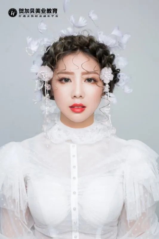 湖南长沙最好的化妆学校是哪一所？在什么地方？