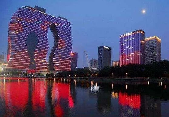 在杭州，手头有20万，应该买房还是租房？