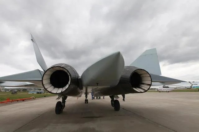 从整体的设计角度看，T50战斗机有何特点？