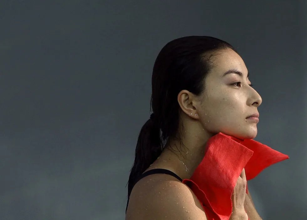 霍启刚郭晶晶现身小餐馆,甜蜜合影一脸幸福,秀恩爱不忘做公益,你怎么看?