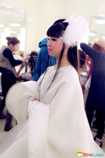 小彩旗被封新生代女神 后台照片与生活照曝光