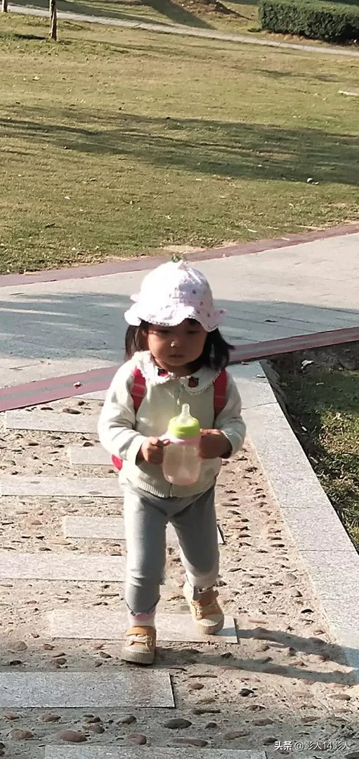 有人说“不结婚，不生孩子，没关系，只要自己有钱又健康”对此你怎么看？