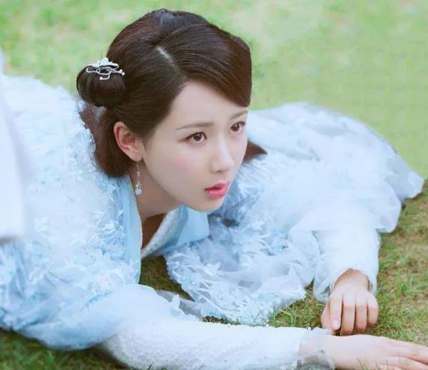 演员杨紫网络侵权责任纠纷案一审胜诉,你对这件事有着怎样的看法?