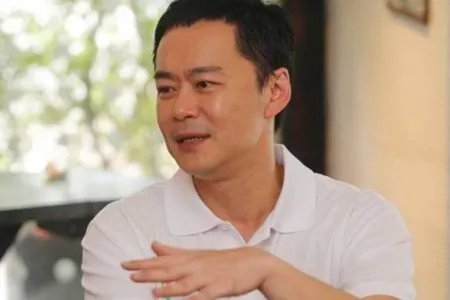 张承中尹馨分手，二人分手的原因是什么？