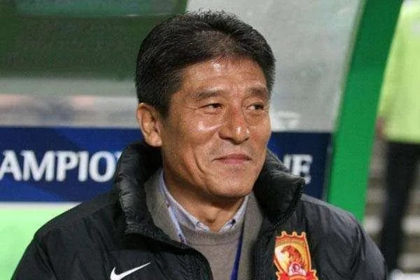 执教国足8年的外教李章洙,为什么如今没球队签约了?