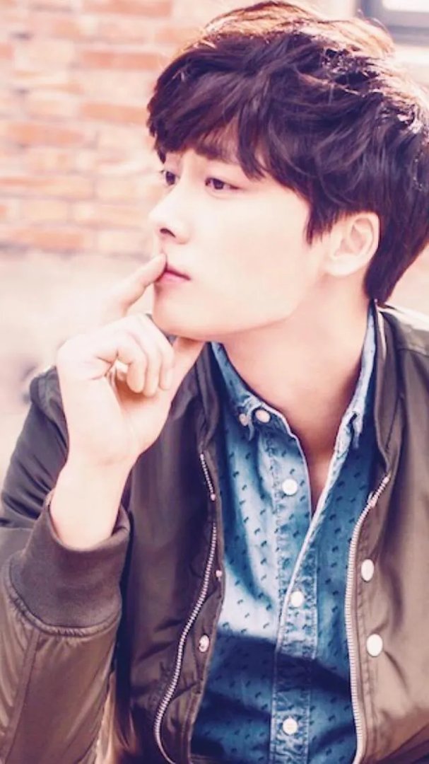 为什么最近没有李易峰的消息了呢？