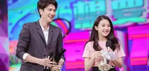 张含韵和彭冠英，这一对现在还在一起吗？