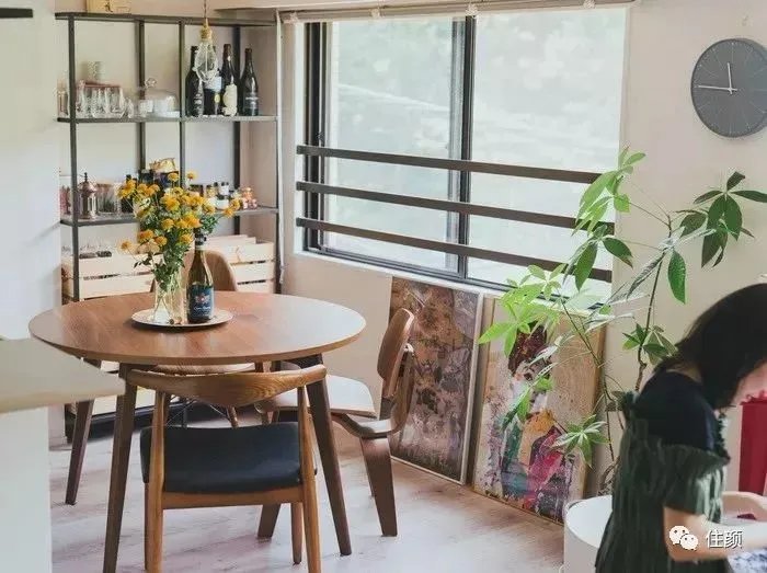 买房、独居、不婚、不生，这届女性实在是太牛了！