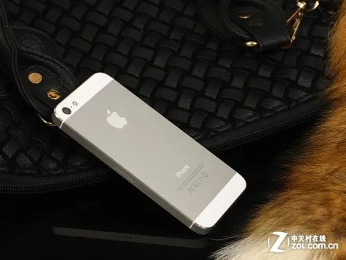 价格依旧坚挺 苹果iPhone 5报价4200元