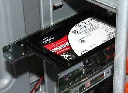 台式电脑的硬盘可不可以换到笔记本电脑上