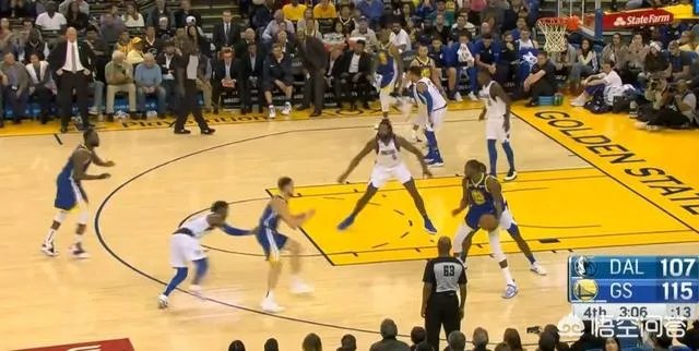 格林在和独行侠的比赛关键时刻不敢投篮，你怎么看？