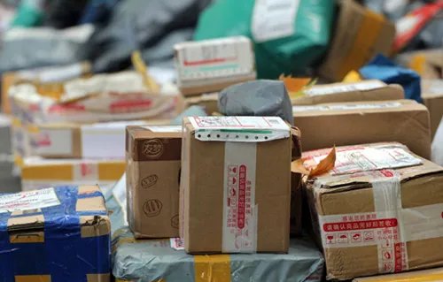 多家快递公司出现“无人派送”，这是为何？