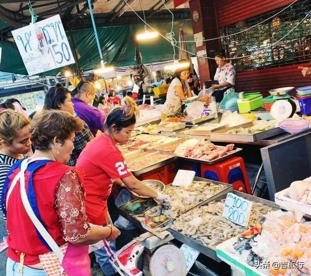 泰国疫情如何？目前当地人的生活变化大吗？