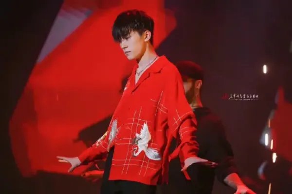 易烊千玺四部影片入围第36届百花奖提名名单，这几部影片哪个最好看？