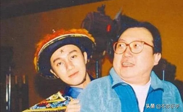 王晶导演说93年后周星驰的电影都星爷导演的，这个是真实的吗？