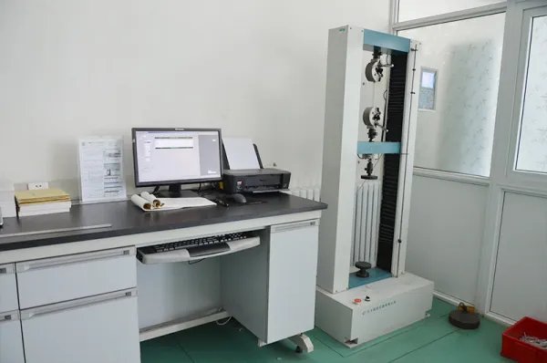 为什么拉伸试验必须采用标准件或比例试件?