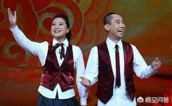 贾玲当年为什么会改行？她究竟是个怎样的人？