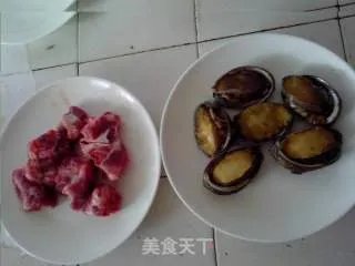 鲍鱼炖排骨