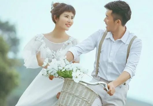 成都婚纱摄影店排行前十名 成都婚纱摄影推荐