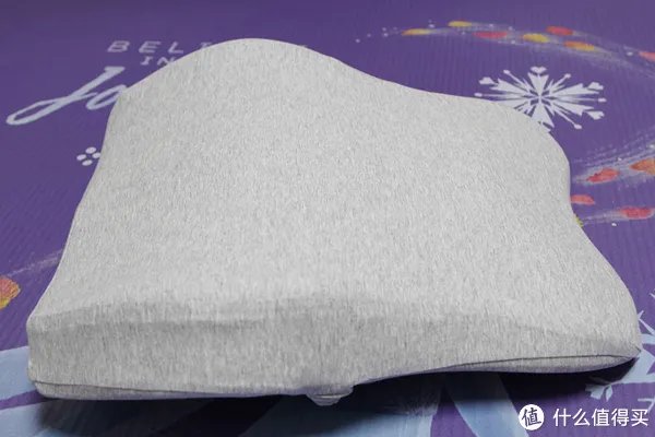 好物不私藏 篇九十二：让你的座椅秒成人体工学——8H 小护士热敷仿真按摩腰靠