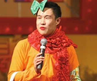 赵本山女儿无意间道出真相，小沈阳大红后消失的那段时间，到底去哪了