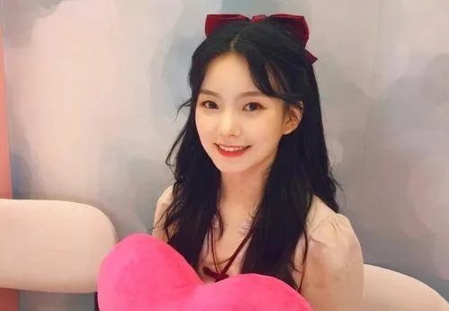 陈卓璇再发言说半山腰太挤了，她还能重回高位吗？