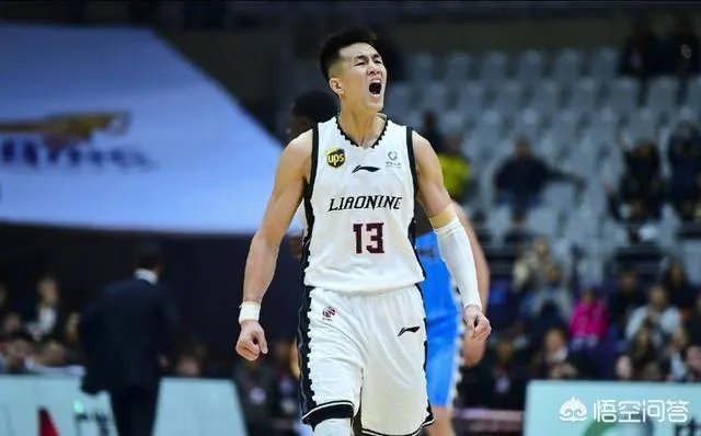 郭艾伦连续4场20+，面对北控为何球迷说给多新人点机会吧？是对郭艾伦表现不满意吗？