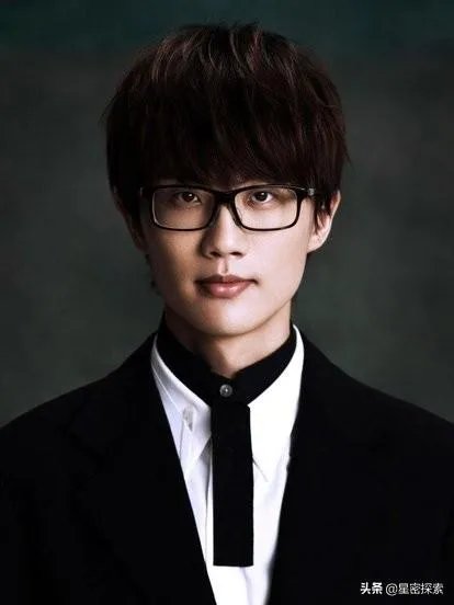 许嵩为什么不签约任何公司？