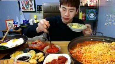 全面禁止吃播，对真正的大胃王吃播公平吗？