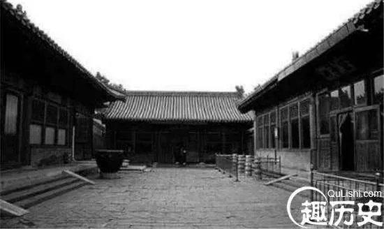 揭秘故宫灵异事件：关于故宫五点以后就关门的原因，是不是闹鬼呢？