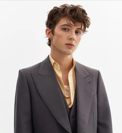 黄子韬戳爷互动什么情况 戳爷是谁怎么火起来的