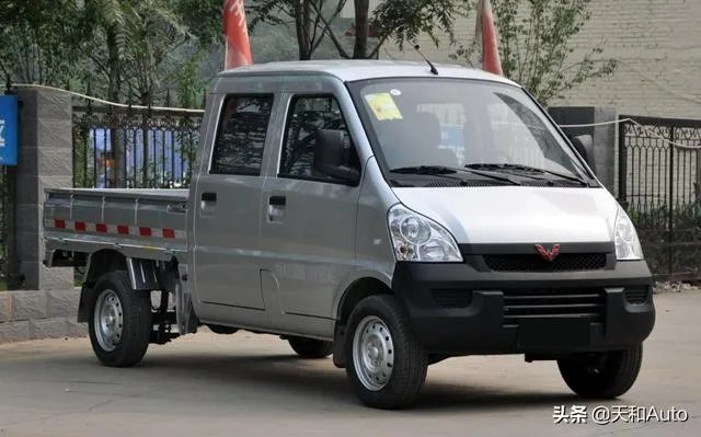 五菱第一时间推出地摊神车，神车的头衔绝非浪得虚名，如果你摆地摊，会买它吗？