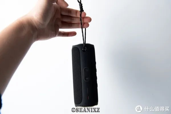 jbl蓝牙音箱怎么样