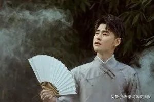 因唱小曲成“德云一哥”，不到半年反超岳云鹏，张云雷为何能火？