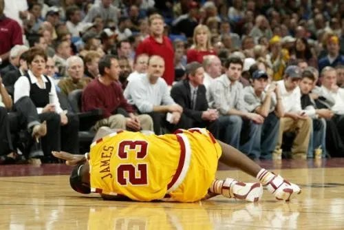 2019昆山四国赛,中国男篮险胜波多黎各,宏远球员功不可没吗?